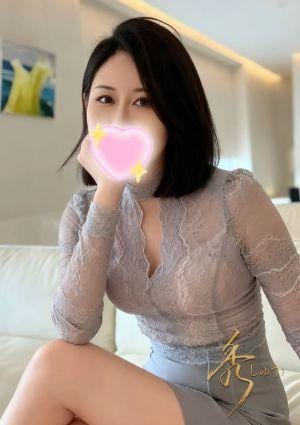 秀（しゅう） もも