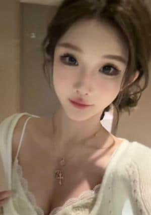 瑠璃坊（るりぼう） あゆみ