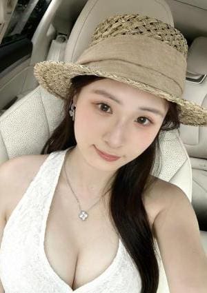 ホワイトフラワー モナちゃん