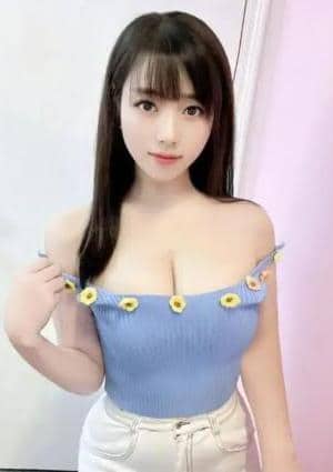 ビーチの薫 りさ