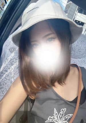 RedRibbon（レッドリボン）豊田 りほ