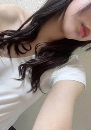 白シャツと彼女「しろかの」 結愛（ゆあ）