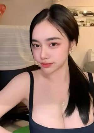 美女ドキン ナナ