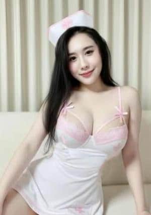 美女ドキン りな