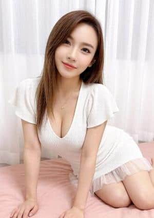美女ドキン るる