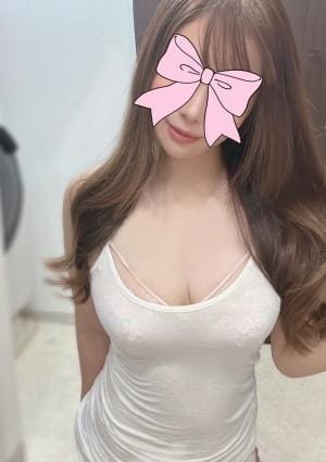 クジャク 新宿店 白咲りのあ