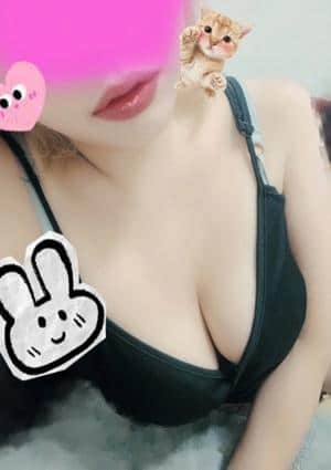 クジャク 新宿店 江口あん