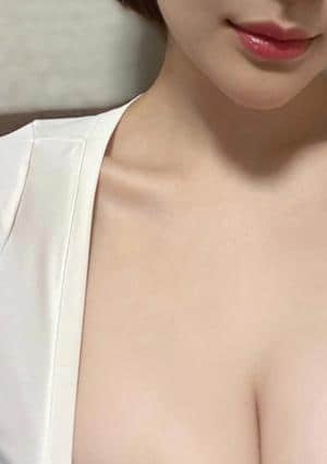 クジャク 新宿店 長澤ひな