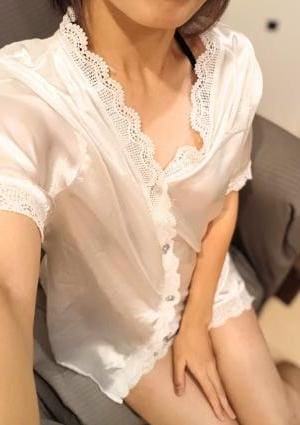 新宿秘密妻 ヒスイ