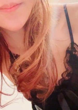 新宿秘密妻 マナ