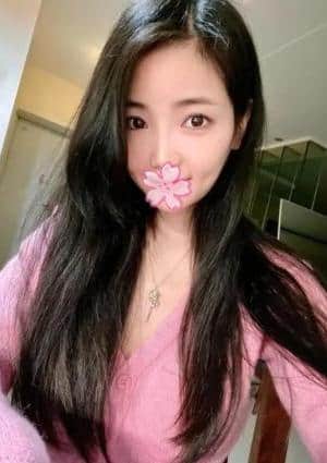 ナイトパーティー リリ