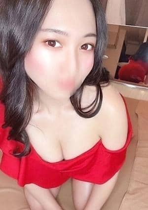 B and B 白咲　絢