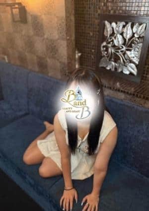 B and B 桃瀬　るね