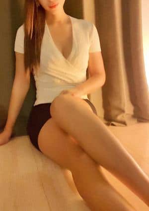 LA BELLA（ラベーラ）京橋ルーム 梨井