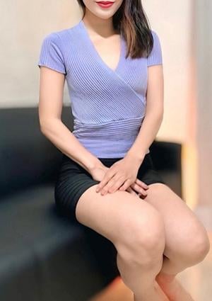 LA BELLA（ラベーラ）新大阪・西中島ルーム 沖山