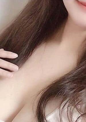 LA BELLA（ラベーラ）谷町ルーム 春名