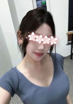 初音（はつね） はな