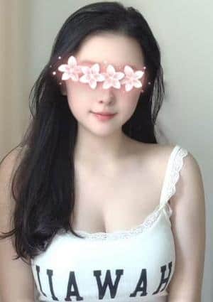 初音（はつね） えみ