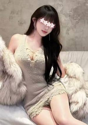 初音（はつね） レミ