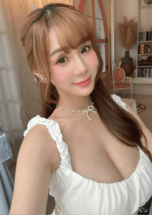 極上蜜恋（ごくじょうハニー） ゆり