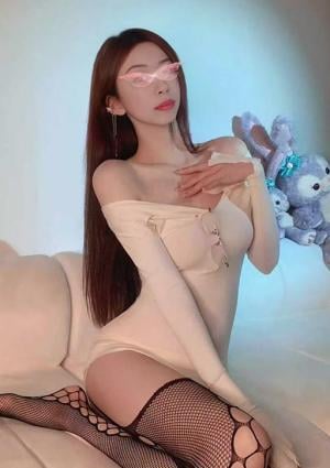 部屋の誘惑（へやのゆうわく） ハナ