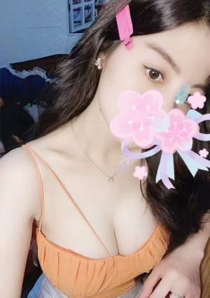 ベトナム人20代 もも