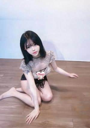 お兄さん食べる私作る ひな