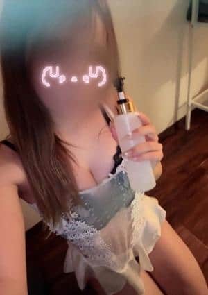 ROYAL HAPPINESS もえ