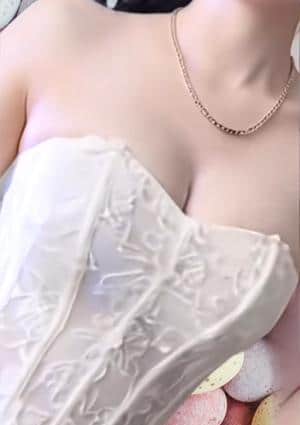 ベトナム妖精 しろ