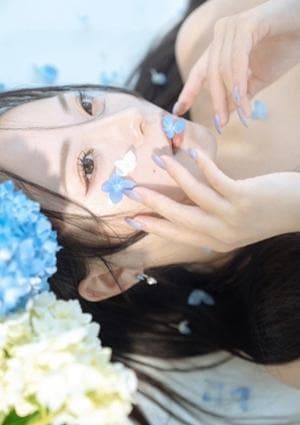 QUEEN'S COLLECTION（クイーンズコレクション）荻窪ルーム 月見桃菜