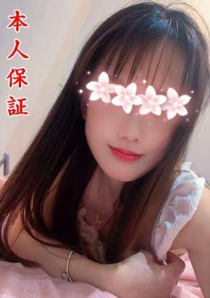 半熟ピーチ みみ