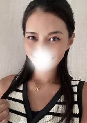これが沖縄式の人妻エステ 南国美人まりん