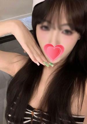ももの色 あや
