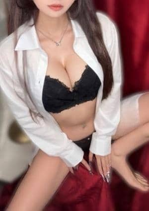 部屋とワイシャツと私とアナタ みな