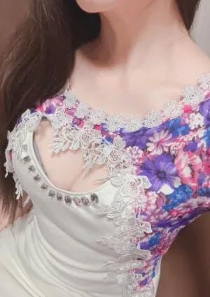 Feminine（フェミニン） りり