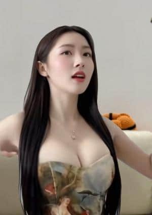 ラオス歓楽谷 ここちゃん