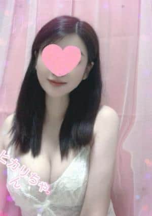 ラオス歓楽谷 ヒカリちゃん