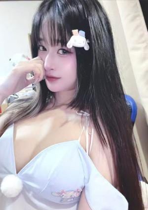 女王 ひなちゃん