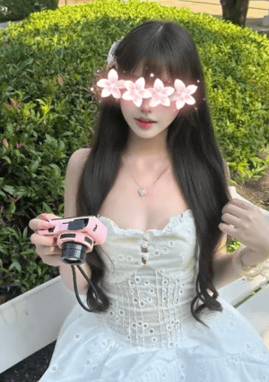 秘密のガーデン みこ