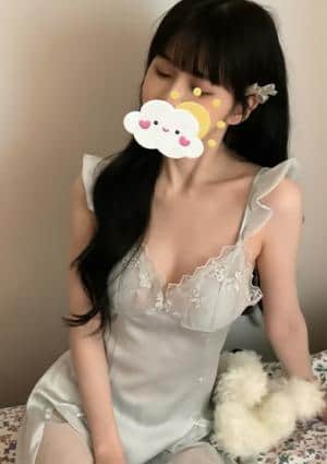 虹（にじ） あや