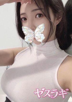 ヤスラギ れな