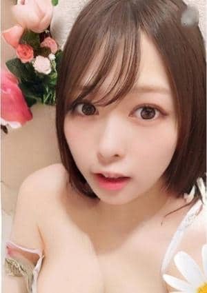 NEW＋PLUS（ニュープラス）北千住ルーム 内倉もも