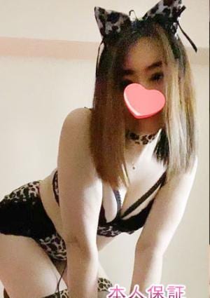 小魔女 なみ