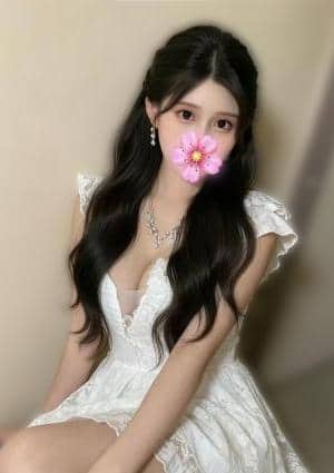 猫系彼女 ゆみ