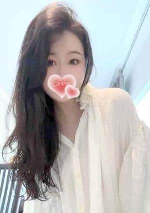 恋人以上 エミリ