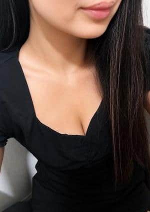 Aroma Veloura（アロマヴェルーラ） 藤崎 あいな