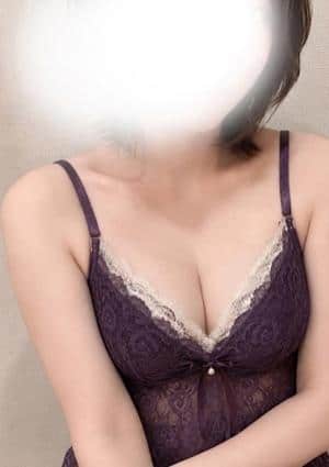 Aroma Veloura（アロマヴェルーラ） 綾瀬 れあ