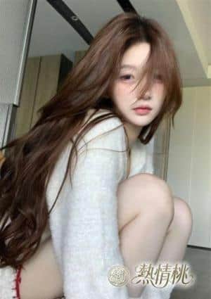 熱情桃 みな