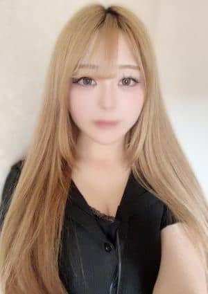 ティアラ もも