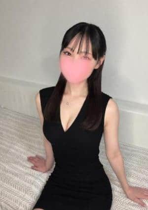ティアラ 夏目